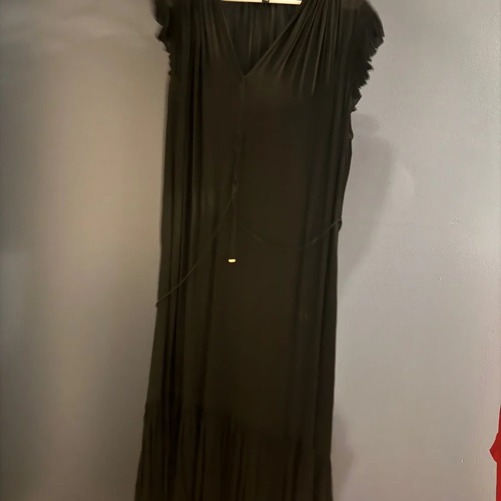 Banana Republic Black Midi Dress - Picture 2 of 5